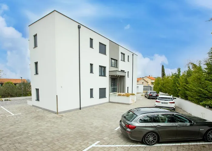 Apartment Muzini Malinska
